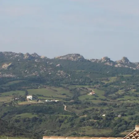 מלון דירות Floreal 3*